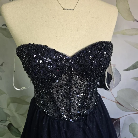 JULES & CLEO | Floral Encrusted Bodice Strapless Ball Gown in Navy sz 4 - Picture 5 of 15